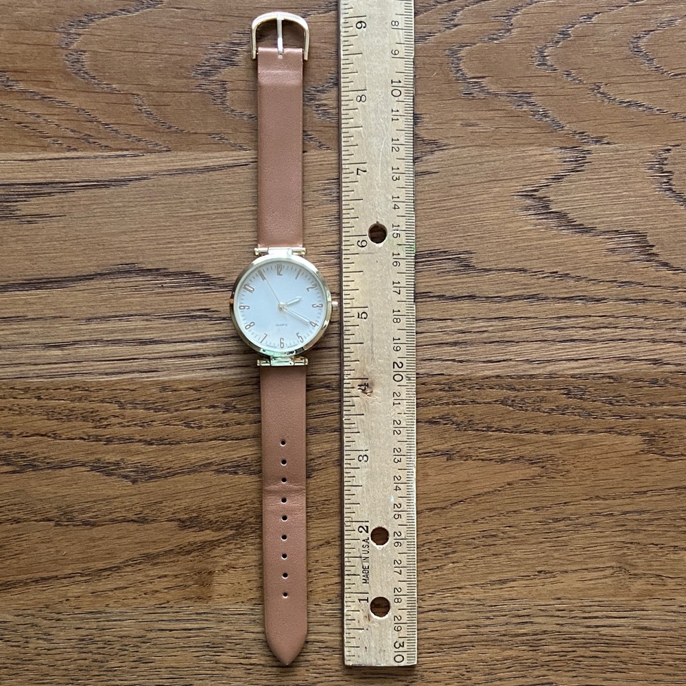 Quartz Tan Leather Women's Watch
